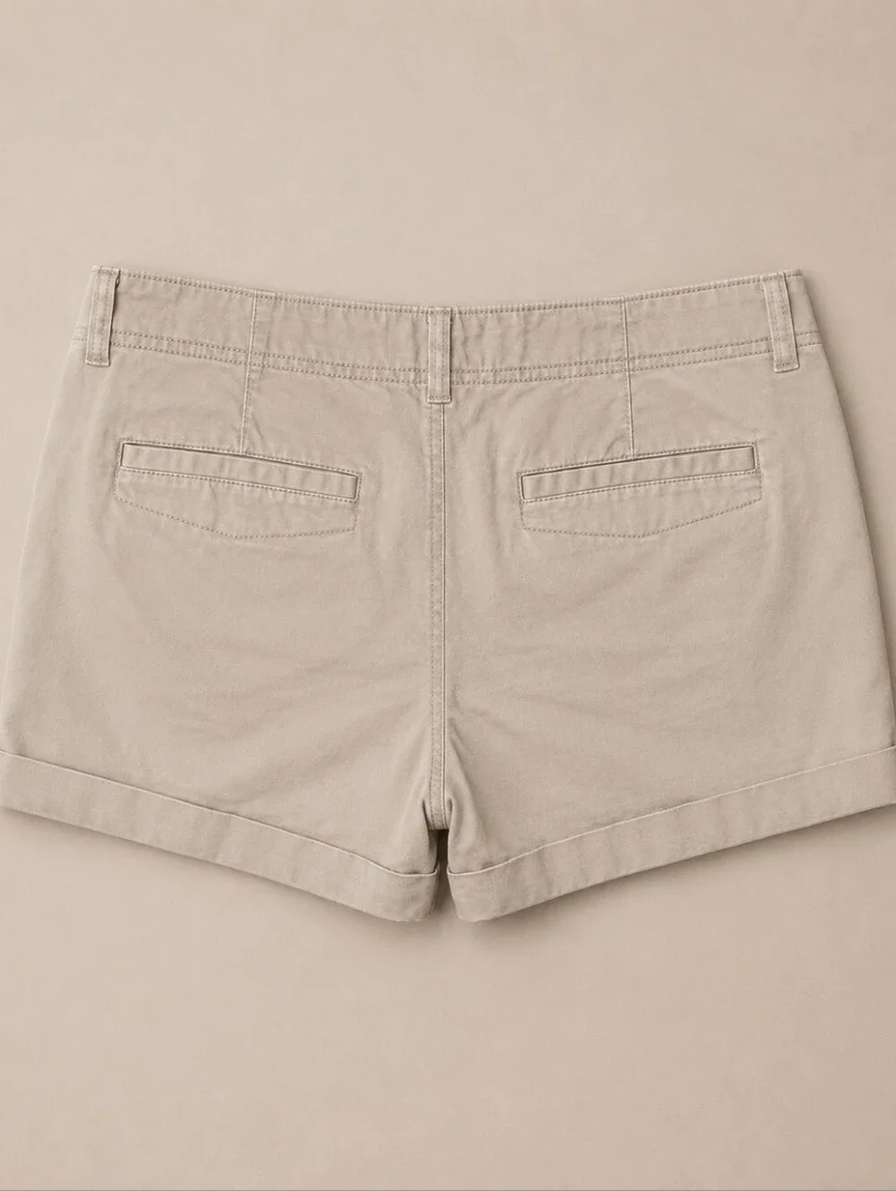 Old Navy Khaki Chino Shorts 3.5